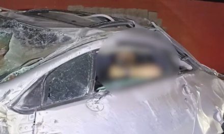 Saltillo: Choque con volcadura cobra una vida, conductor no midió su fuerte impulso