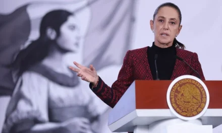 Sheinbaum defiende la relación diplomática con Estados Unidos pero “sin agachar la cabeza”