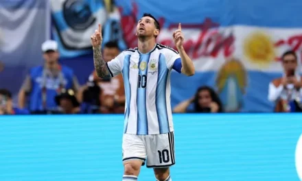 Argentina vence a Egipto y avanza; Colombia se despide del Mundial