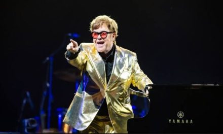 Elton John confirma conciertos de despedida en México; se presentará en octubre