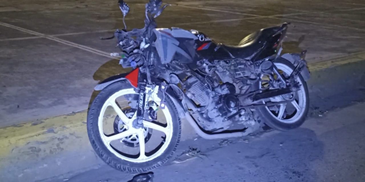 Fallece motociclista de 19 años tras accidente en periférico LEA