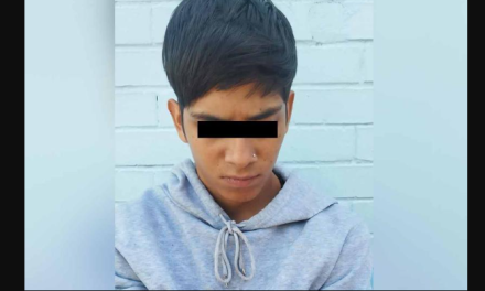 No lo dcejó farmear aura: Detienen a joven por agresión contra su madre