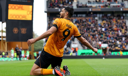 Raúl Jiménez vuelve a marcar y lidera goleada del Wolverhampton