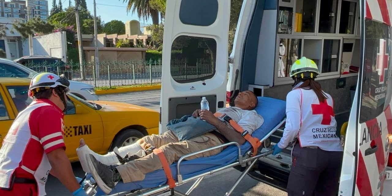 Hombre sufre caída sobre V. Carranza