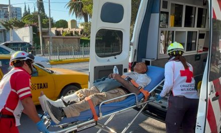 Hombre sufre caída sobre V. Carranza