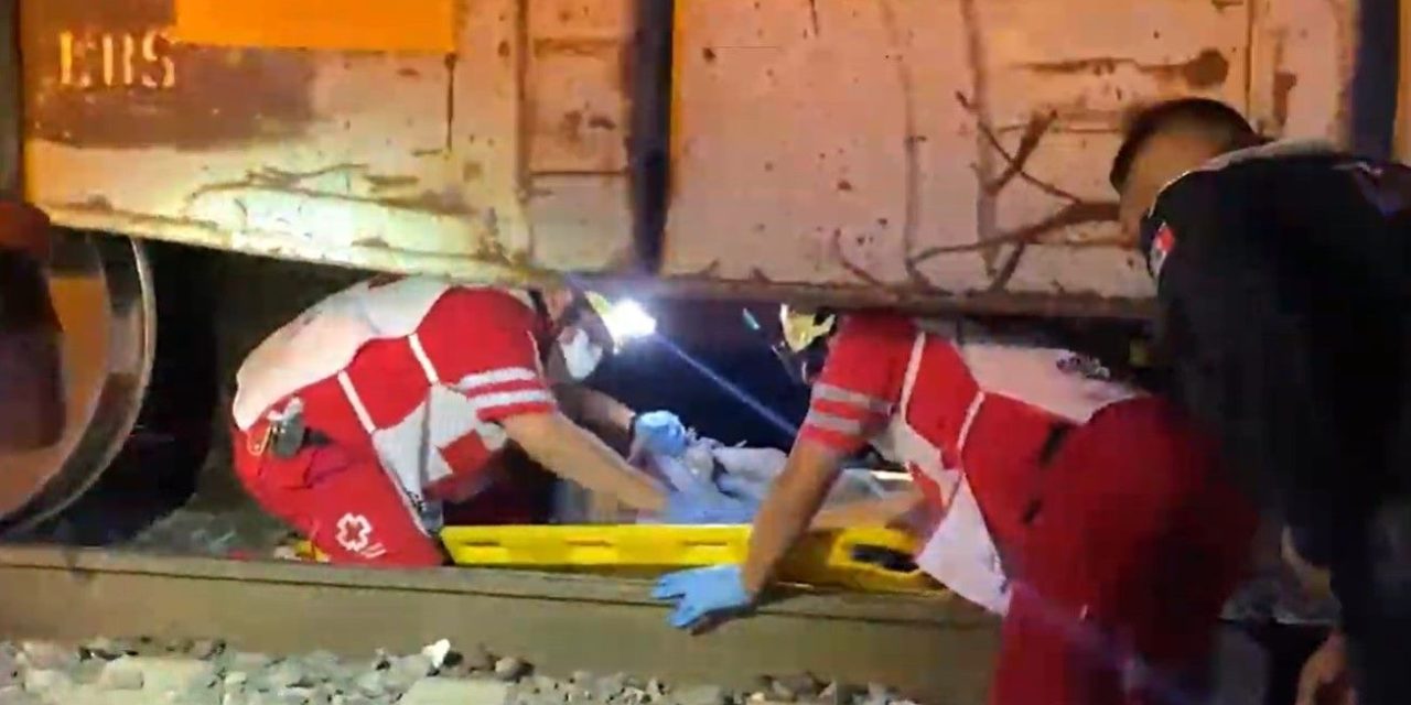 Tren le amputa las piernas en Saltillo
