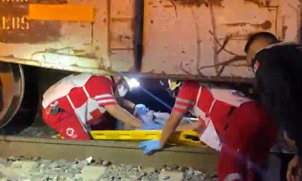 Tren le amputa las piernas en Saltillo