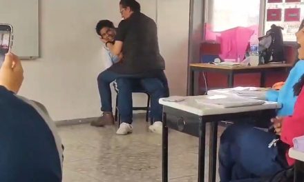 Exhiben a docente de secundaria por presuntas conductas inapropiadas en Guanajuato
