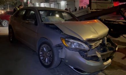 Ebria provoca fuerte carambola en Saltillo