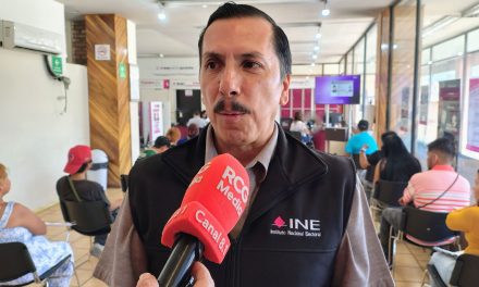 Atienden a 400 personas al día en el módulo de credencialización del INE