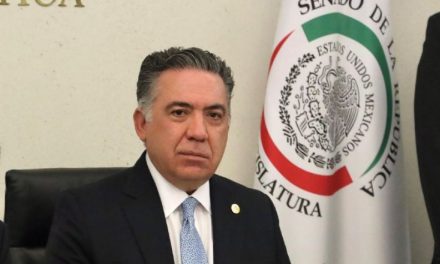 Enrique Inzunza se separará de Morena y continuará como senador independiente