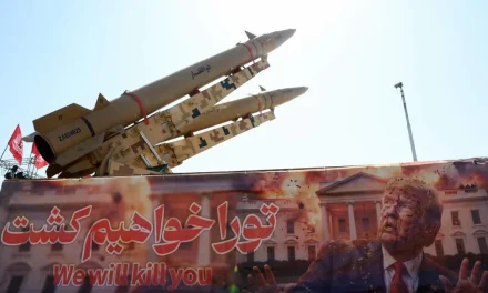 Crisis en el Estrecho de Ormuz: Irán desmiente a Donald Trump y niega diálogo con Estados Unidos