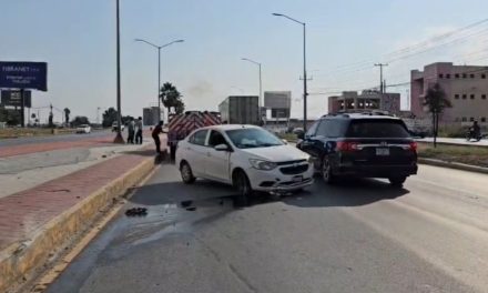 Le cierran camino y lo dejan a su suerte en Saltillo