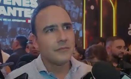 Manolo Jiménez envía mensaje a los abuelos en su día