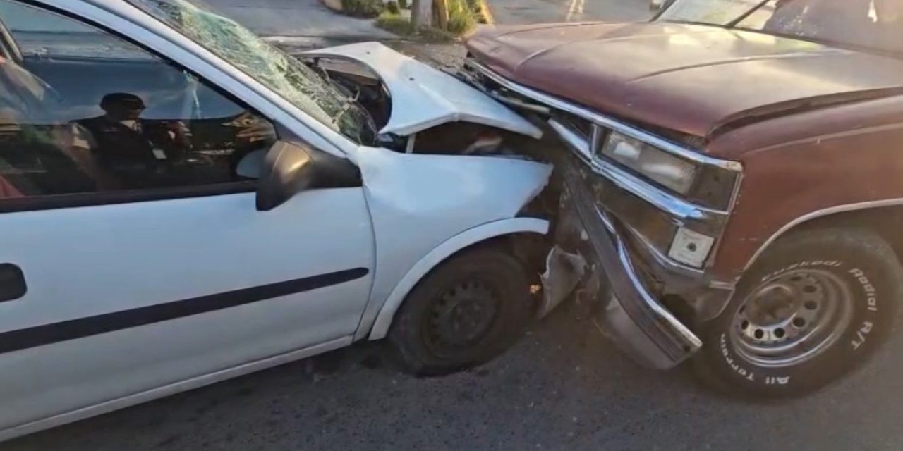 Pareja de la tercera edad resulta lesionada tras accidente en bulevar Otilio González