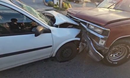 Pareja de la tercera edad resulta lesionada tras accidente en bulevar Otilio González