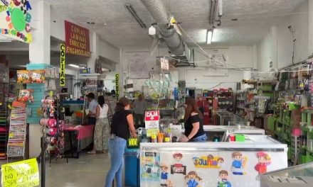 Ronda en los 500 pesos surtir la lista de útiles escolares