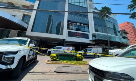 ¿Qué pasó en el Hotel Safi en San Pedro? Hombre muere al caer y encuentran a mujer sin vida en habitación