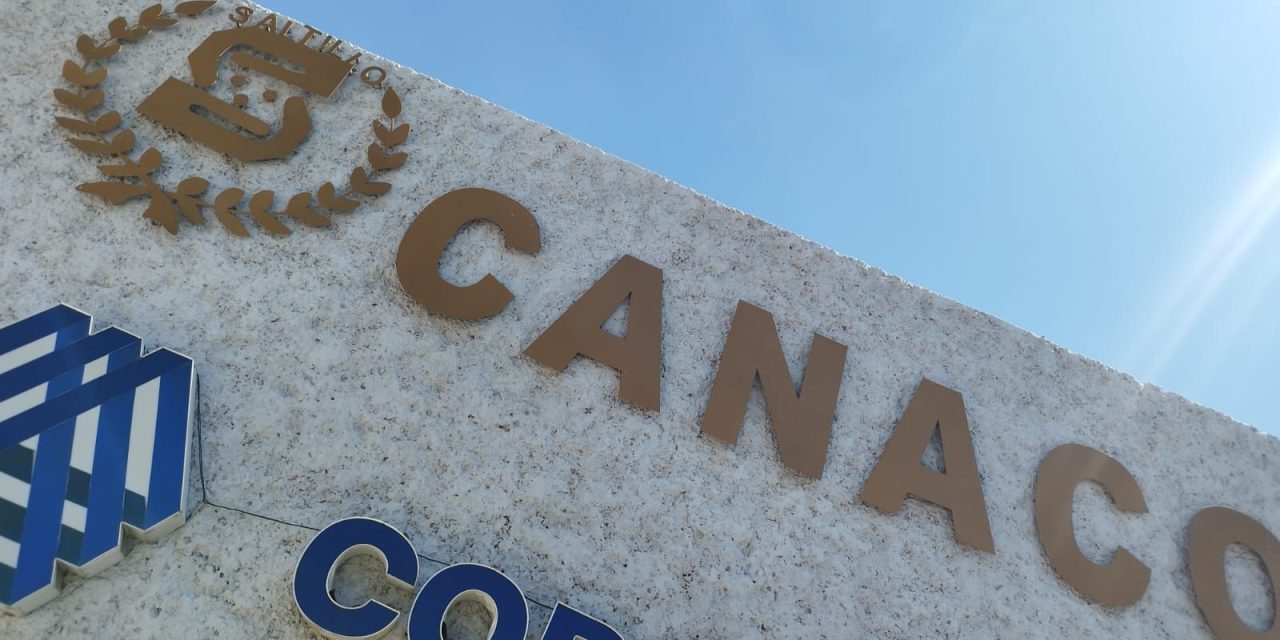 Canaco pide regular  vendedores ambulantes