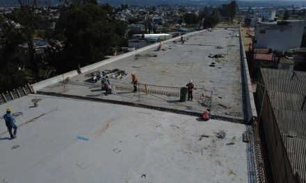 Distribuidor vial Santa Ana Chiautempan registra avance de 70 por ciento