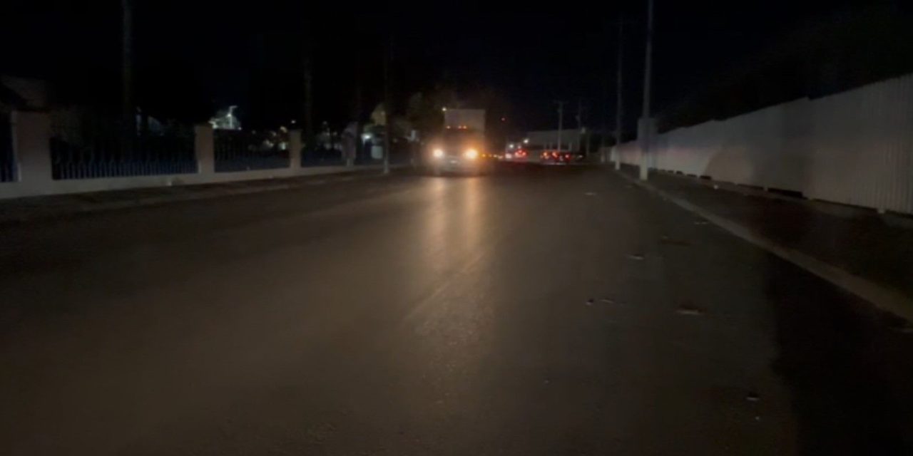Sigue sin alumbrado calzada Metalúrgica en Ramos Arizpe