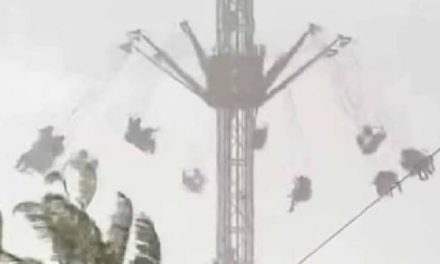 Susto en la Feria de León: Fuerte tormenta descompone juego mecánico y deja a jóvenes atrapados