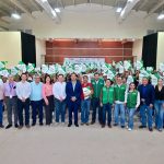 Gobernador impulsa certeza jurídica para 234 familias de Monclova