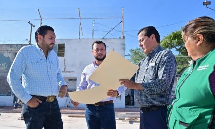 Carlos Villarreal supervisa obras de infraestructura en distintos sectores