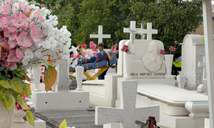 Dos mujeres caen a una fosa de más de tres metros en el panteón Santo Cristo