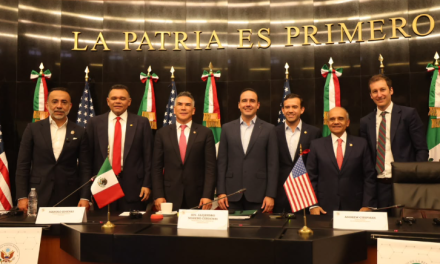 Presenta gobernador Modelo Coahuila en el Senado de la República
