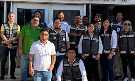 Capacitan a Personal de Vectores para prevenir la fiebre manchada