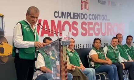 Alcalde y senador entregan obras de pavimentación en Torreón