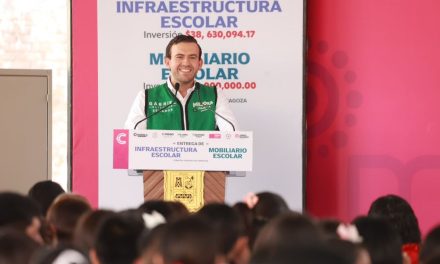 Impulsa Gabriel Elizondo participación juvenil con el Semillero Legislativo
