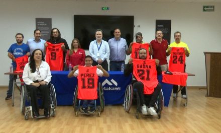 Apoyan a equipo de básquetbol adaptado por parte de la fundación Tetakawi