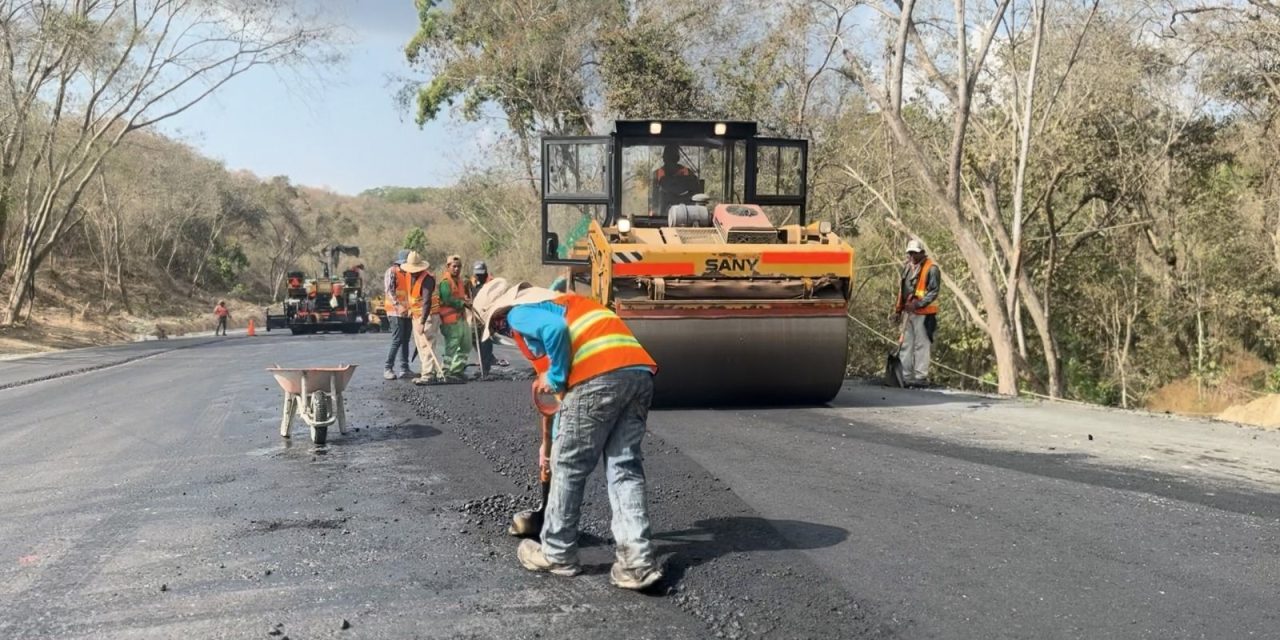 Atiende SICT más de 74 mil kilómetros de la red carretera federal, a través del programa ‘Megabachetón 2026’