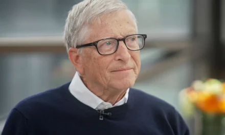 Bill Gates advierte que una inteligencia artificial sin control podría provocar mil millones de muertes