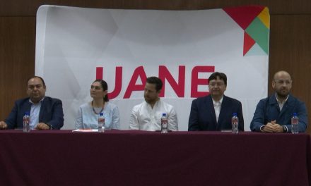 Capacitan en UANE a alumnos y maestros sobre el uso de la Inteligencia Artificial