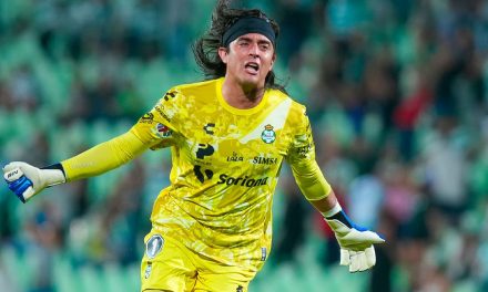 Carlos Acevedo, portero del Santos Laguna, podría llegar al Rayo Vallecano de España