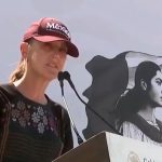 Claudia Sheinbaum defiende programas sociales en Baja California Sur y promete nuevas plazas docentes