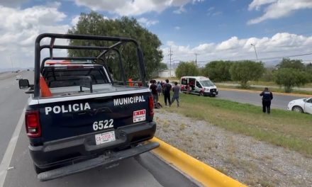Conductor huye tras provocar accidente