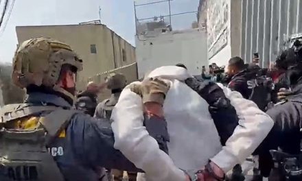 Trasladan al Penal de Barrientos a los presuntos responsables del asesinato del tecladista de Camilo Séptimo y su familia