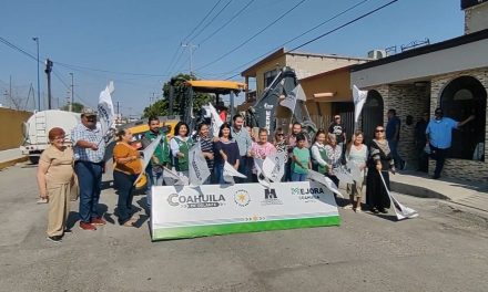 Entregan en Monclova obras de pavimentación