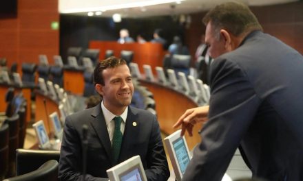 Gabriel Elizondo inicia labor legislativa con agenda para Coahuila