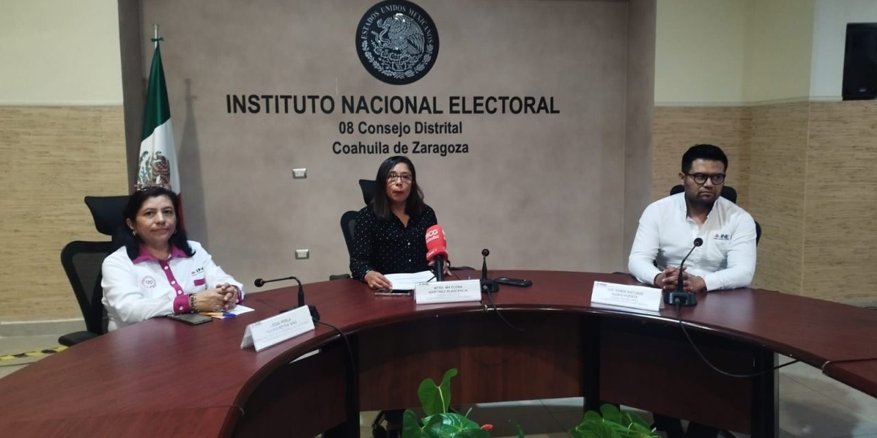 Invitan a ciudadanos a tramitar su credencial de elector