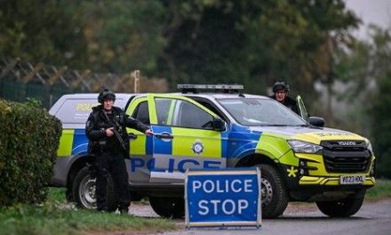 Detienen a cinco sospechosos por intentar ataque terrorista contra una base militar de Estados Unidos en Reino Unido