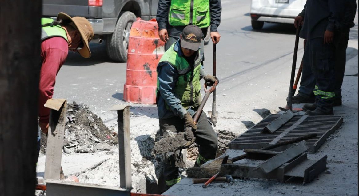 Incrementa Javier Díaz seguridad vial en Abasolo; delimita carriles centrales