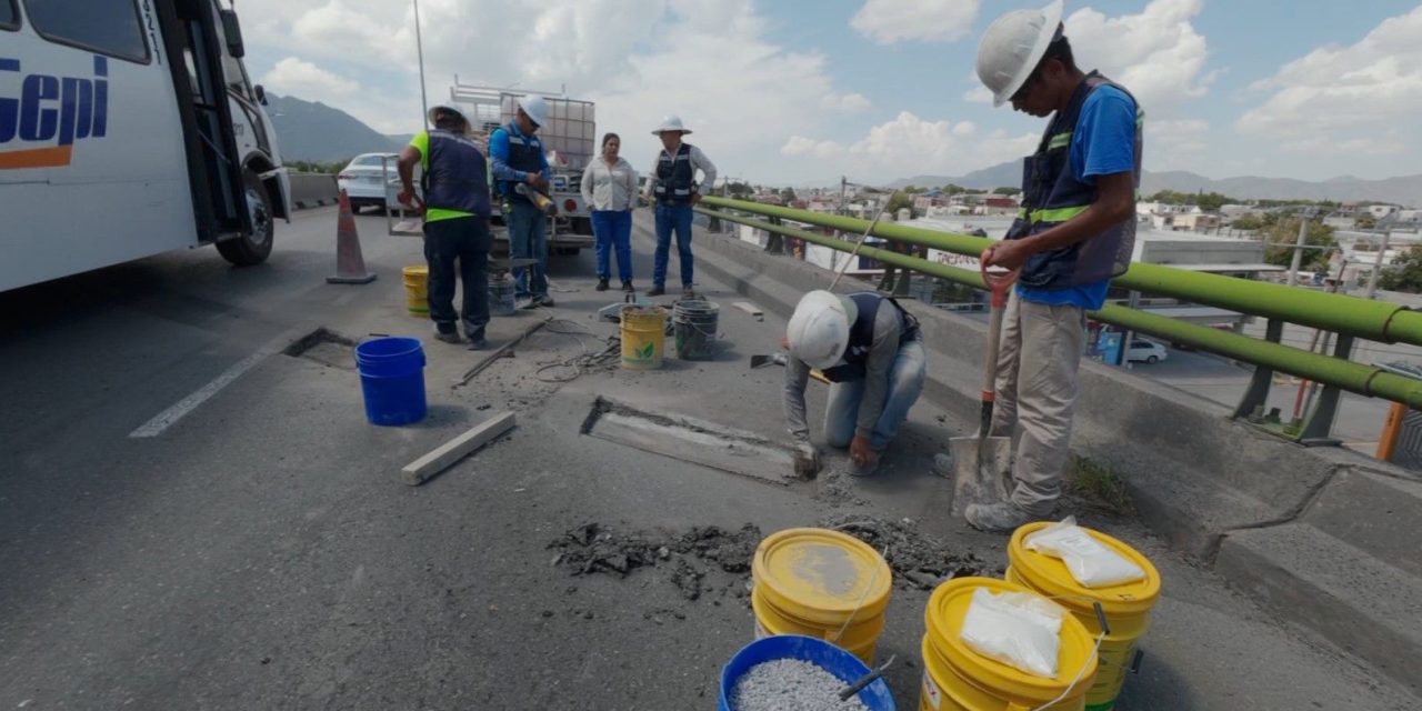 Repara Gobierno de Saltillo juntas de puente en Emilio Arizpe