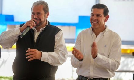 Apoya Tomás Gutiérrez a los jóvenes con más educación y oportunidades