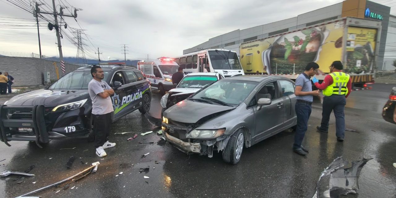 Pasajero termina lesionado tras choque sobre la carretera antigua a Monclova
