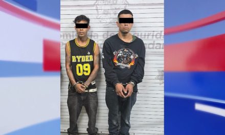 Detiene la Comisaría de Seguridad a dos por robo a OXXO de Loma Linda